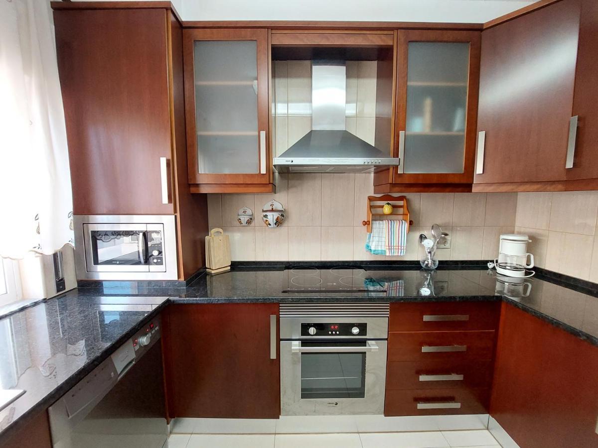 Casa Da Alegria - Apartamento Acolhedor No Centro De Olhão Buitenkant foto