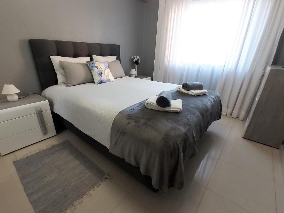 Casa Da Alegria - Apartamento Acolhedor No Centro De Olhão Buitenkant foto