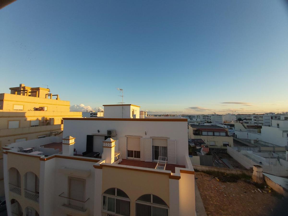 Casa Da Alegria - Apartamento Acolhedor No Centro De Olhão Buitenkant foto