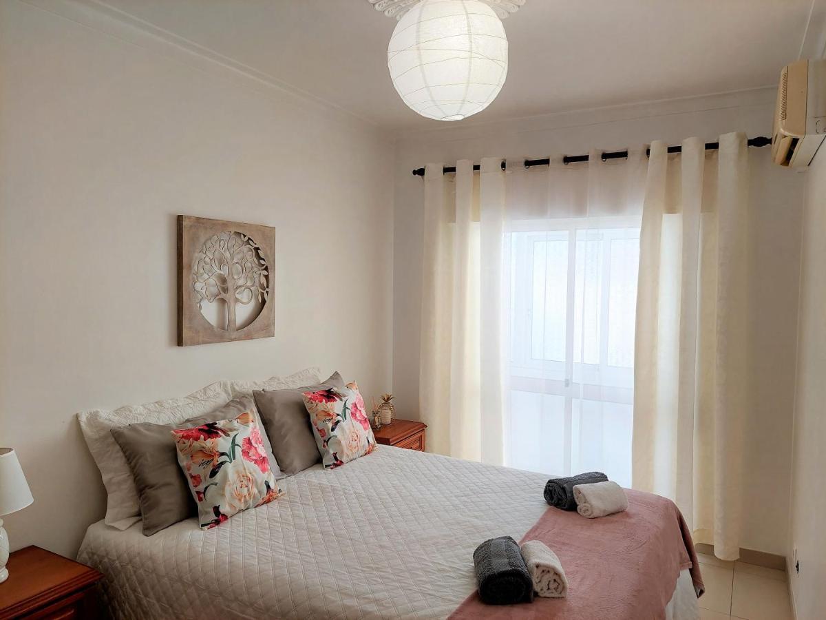 Casa Da Alegria - Apartamento Acolhedor No Centro De Olhão Buitenkant foto