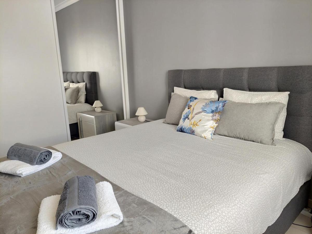 Casa Da Alegria - Apartamento Acolhedor No Centro De Olhão Buitenkant foto